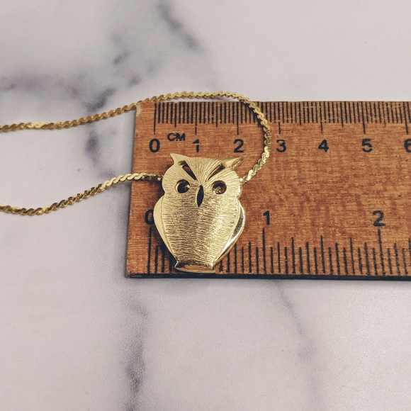 Vintage gold plated minimalist owl necklace - Picture 5 of 5